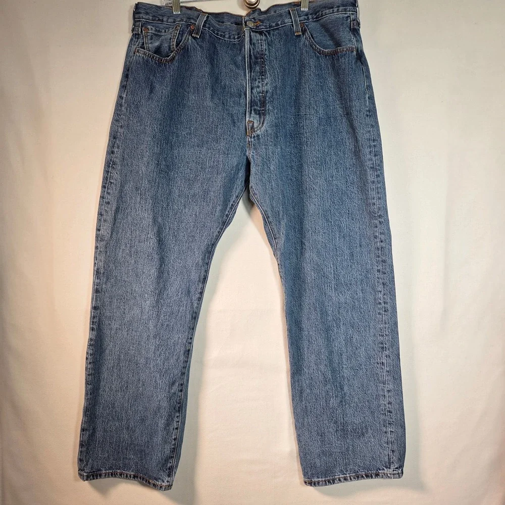 Levis 501‎ Original Straight Fit Mens Blue Jeans Medium Wash Button Fly